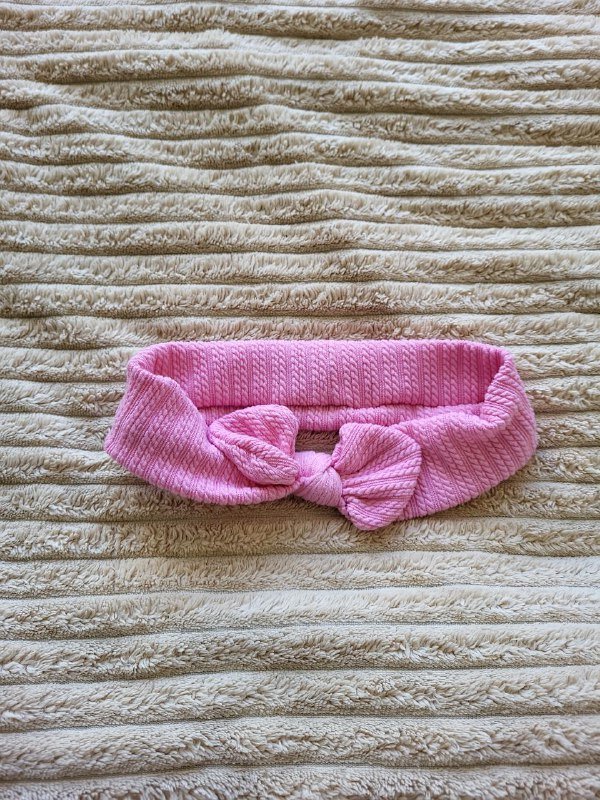 Свитер, повязка на голову, шорты спорт Calvin Klein, шорты хлопок, майка белая, джинсы Koton, юбка вязаная, майка красная вязаная, платье комбинированное 2