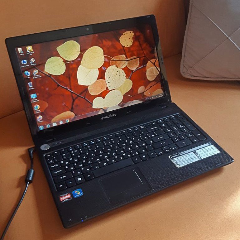 Ноутбук Acer eMachines E642G