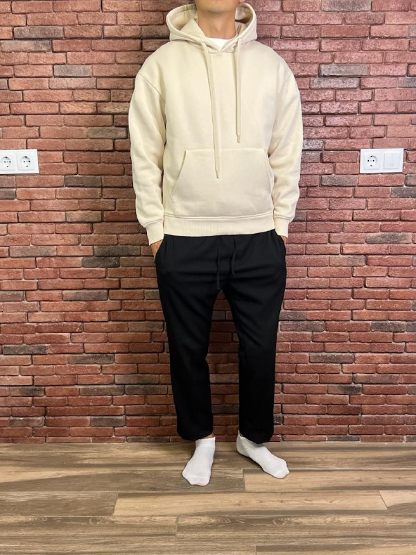 Свитер зимний Bershka, Клетчатая рубашка Pull and Bear, Худи Zara, Новые джинсы Colin's, Брюки Zara 3