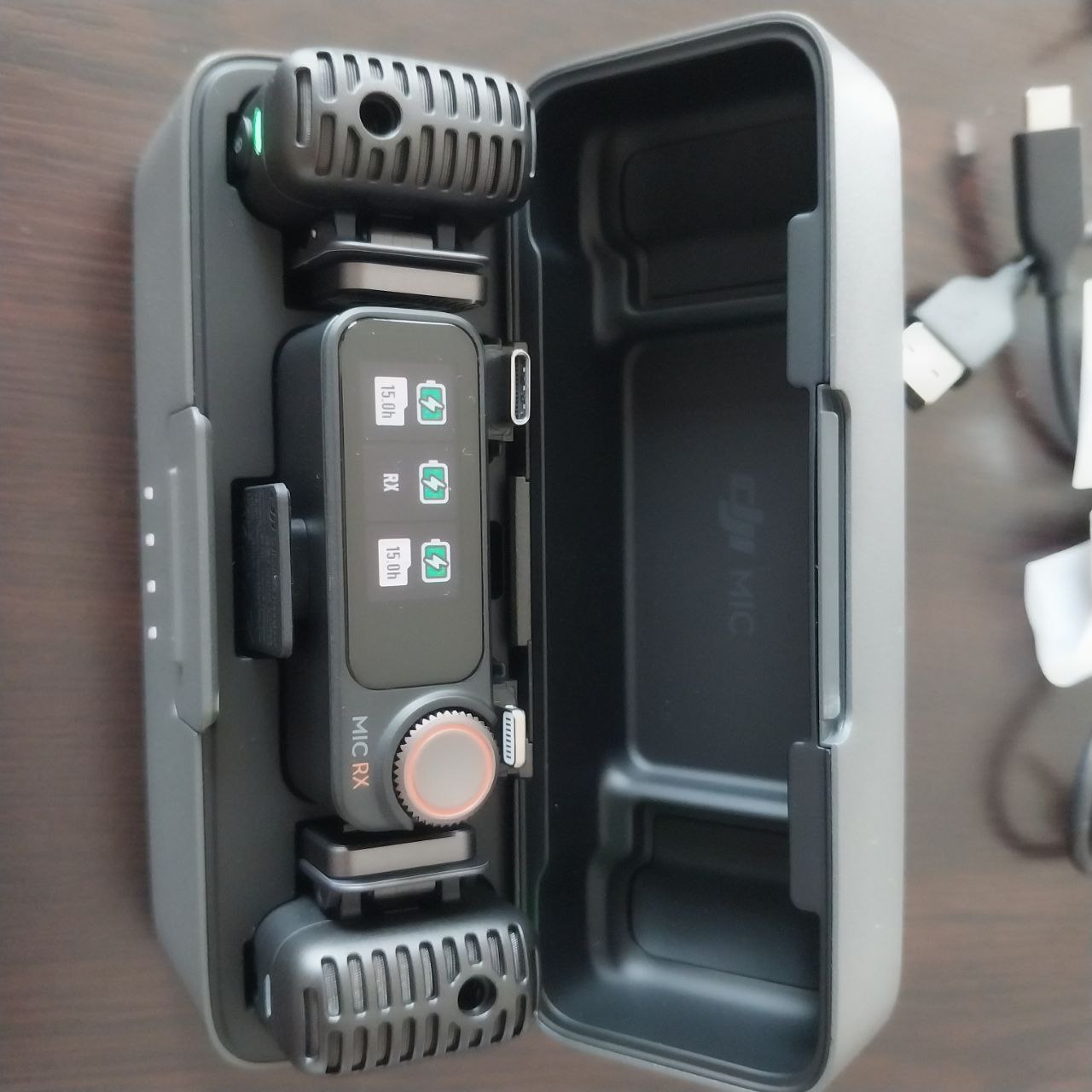 DJI Mic 2 wireless microphone set