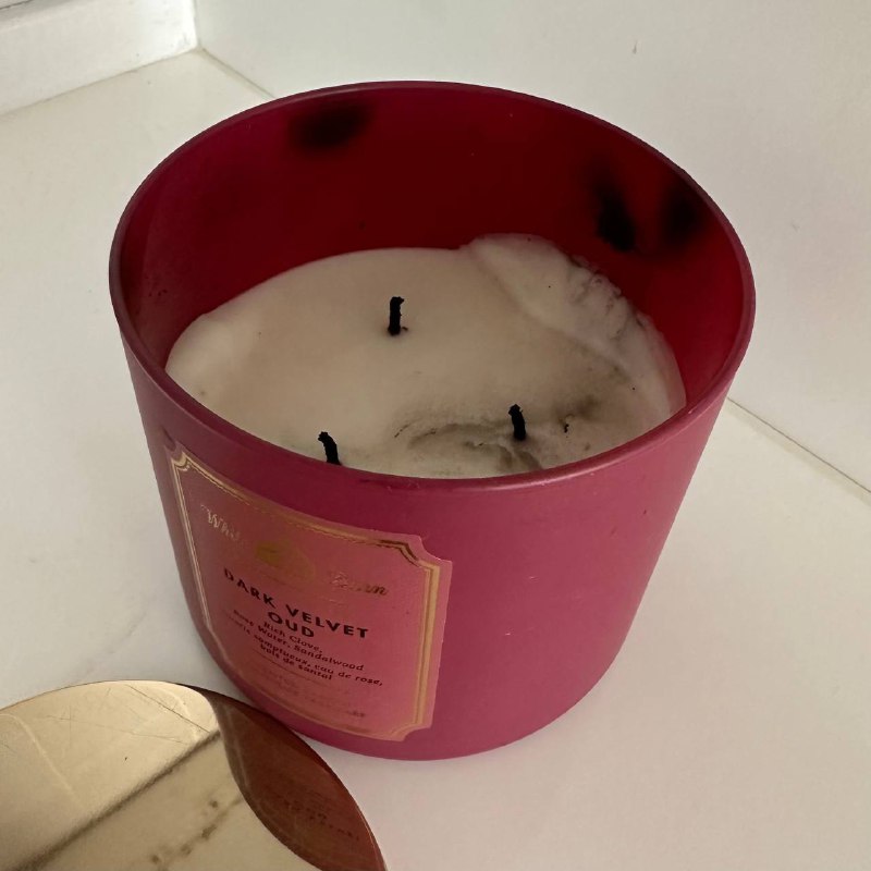 Свечи Bath&Body works Japanese Cherry Blossom, Dark Velvet Oud 4
