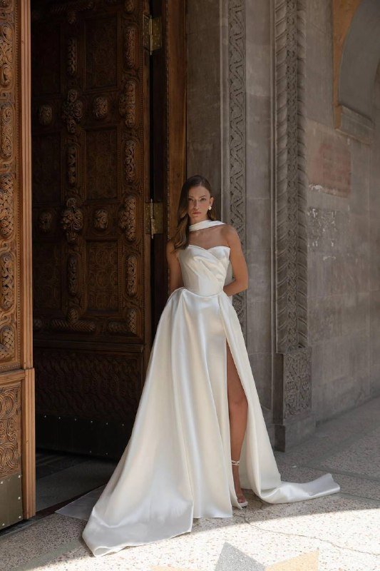 Свадебное платье, топ, кожаные балетки