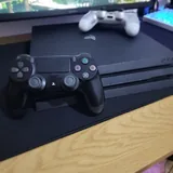 Sony PlayStation 4 Pro 1TB с двумя джойстиками 1
