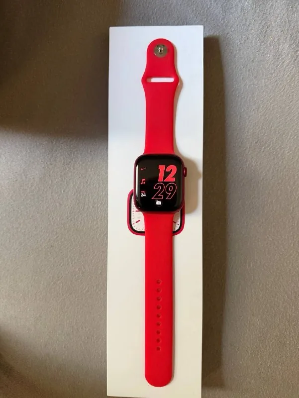 Apple Watch Series 7 45 мм