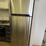Холодильник LG, встроенная вытяжка Bosch 1