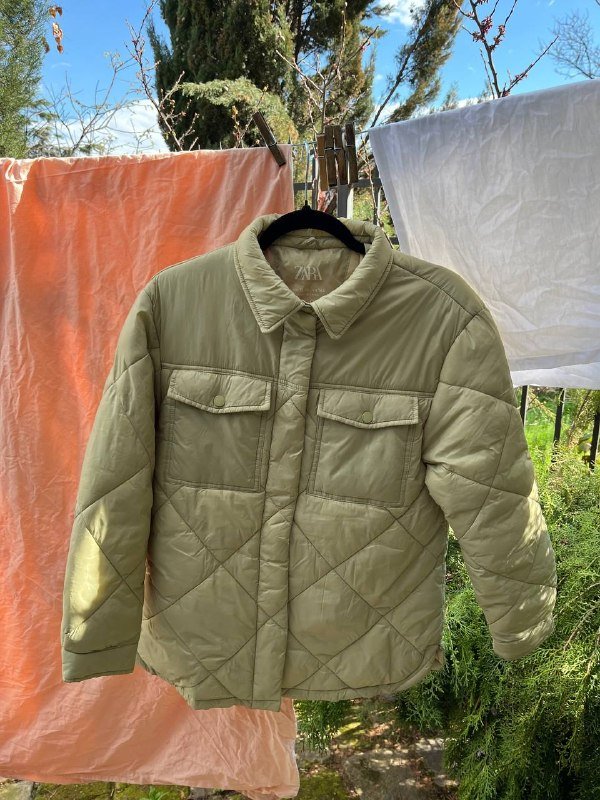 стёганая куртка zara, тренч asos petit, пиджак, платье vero moda, рубашка bershka, джинсы asos, джинсы bershka