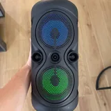 Столы, кольцевая лампа, Bluetooth-колонка 3