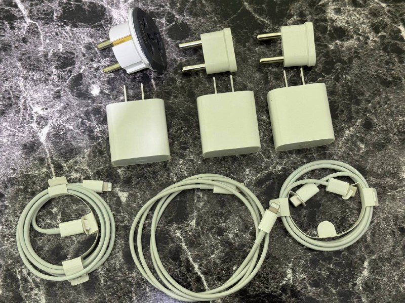Apple fast charger original