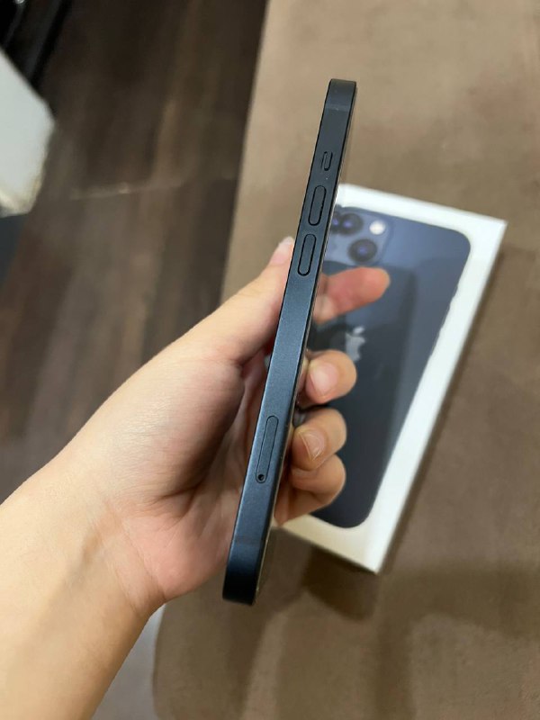 iPhone 13 midnight 128Gb 2