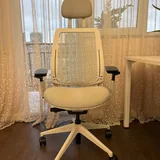Стол, кресло Steelcase Series 2, монитор Dell UltraSharp 27, клавиатура Keychron K4 3