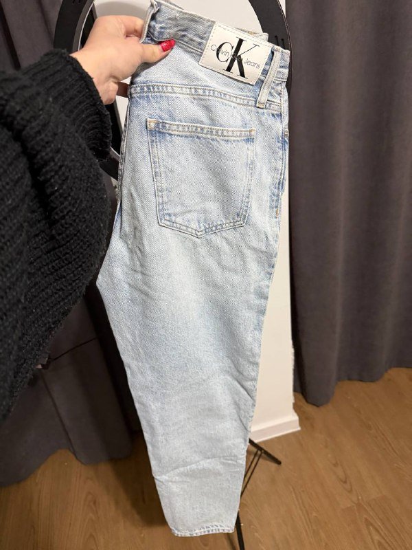 Куртка, джинсы, кроссовки, платья, чехлы на 15 про