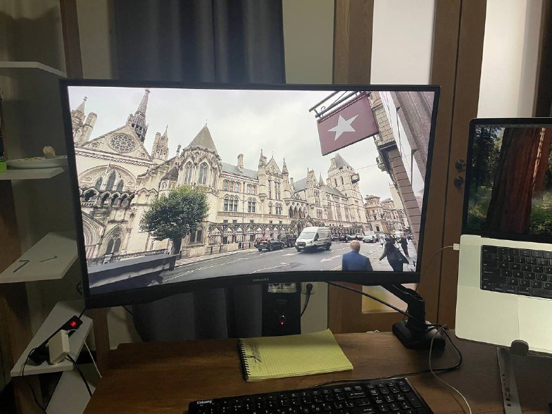 Изогнутый монитор Samsung s27ag550ei 27 дюймов 2к с кронштейном