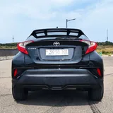 Toyota C-HR XLE 4