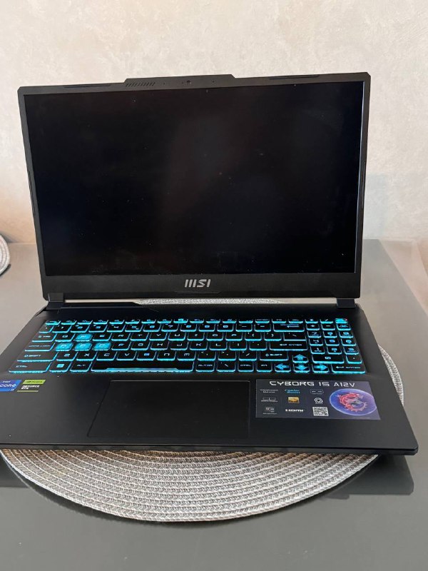 Ноутбук MSI Cyborg 15 A12VF-043US 5