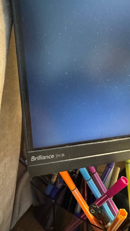 Монитор Philips Brilliance 24IB 24-inch Full HD с веб-камерой 2