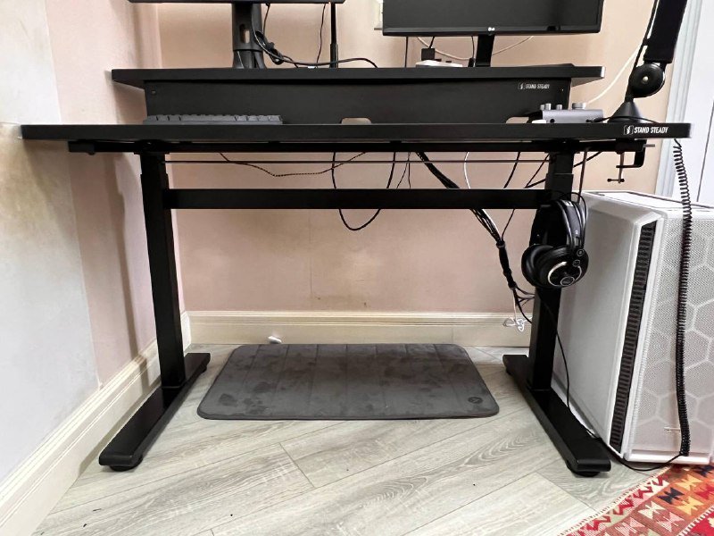 Стол с подъемным механизмом 2