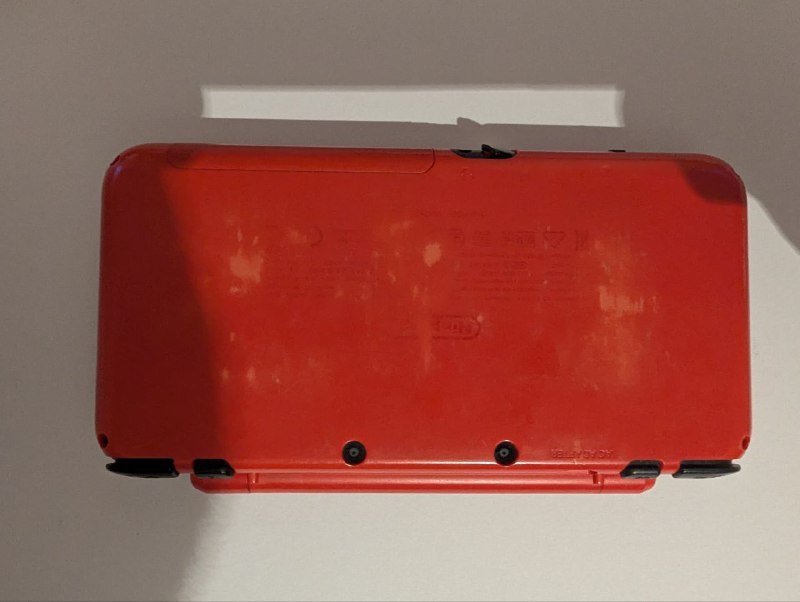 Nintendo New 2DS XL PokeBall Edition, 64GB Micro SD карта, зарядка, стик 3