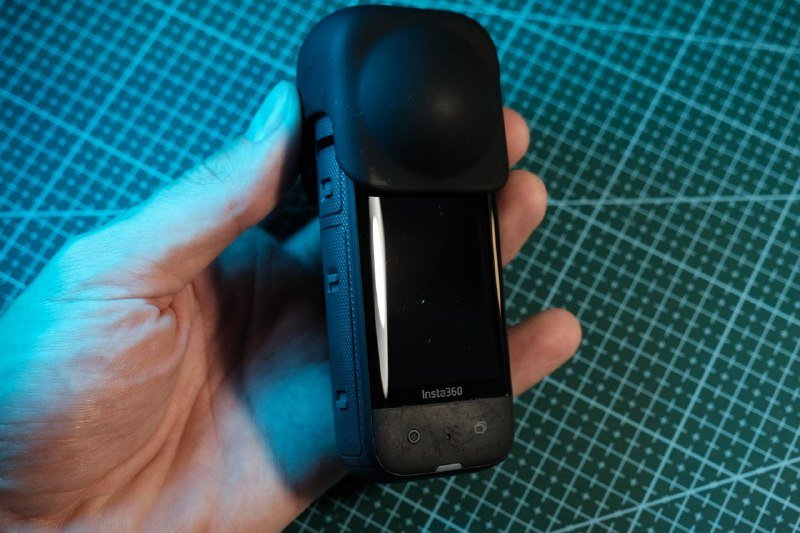 Камера Insta360 x3, силиконовый чехол, селфистик 4