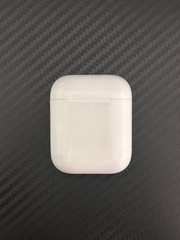 Apple AirPods