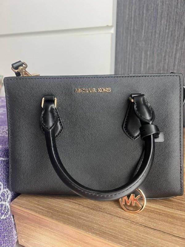 Сумка Michael Kors черная 3