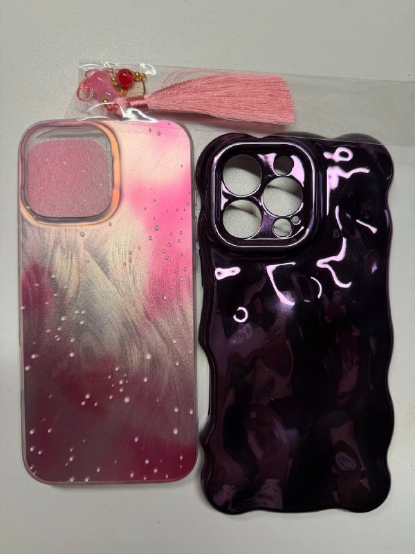 Чехлы на iPhone 16 Pro Max