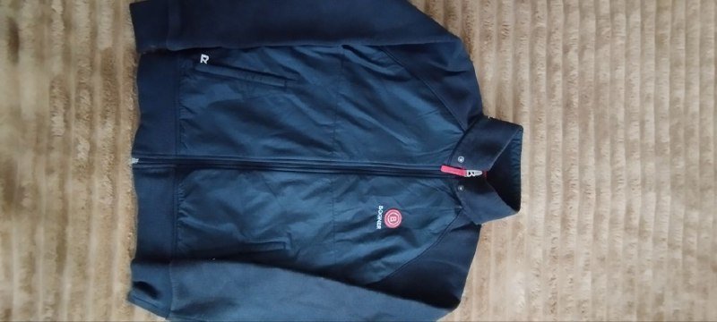 Кроссовки, куртки, жилеты 7