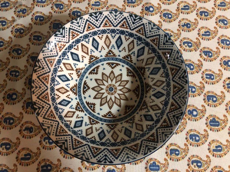 Миска с орнаментом, стакан со слонами 2