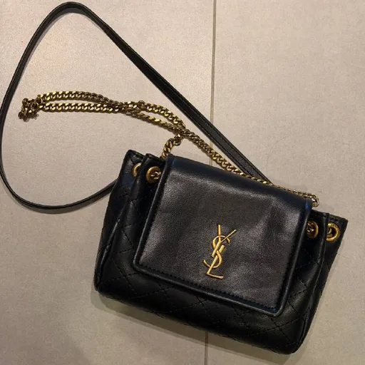 Маленька шкіряна сумка YSL