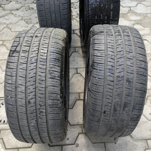 Летняя резина 235/40/19