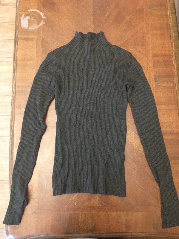 Джинсовая куртка, сапожки, кроссовки, джинсы, шапка, перчатки, плюшевый мишка, толстовки, бадлон 10