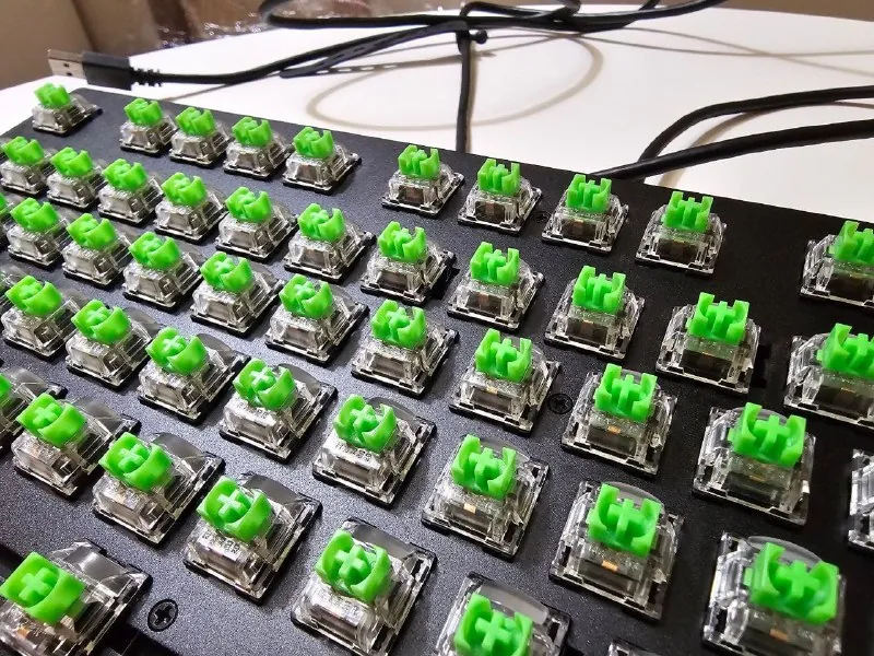 Проводная механическая клавиатура Razer BlackWidow V3 TKL 1