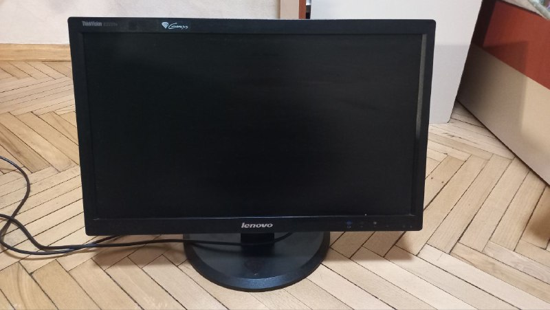 Разобранный ПК без дисков и материнская плата Biostar, монитор Lenovo ThinkVision E2223S 2