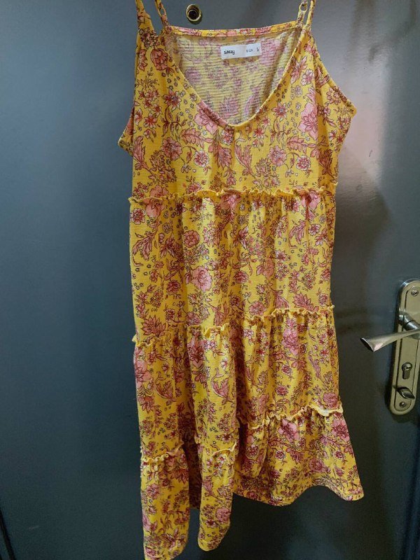 Сарафан sinsey, хлопковая рубашка Bershka, футболка Reserved размер S