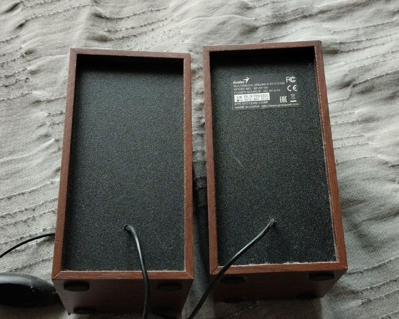 power bank, колонки Genius SP-HF 180, плашка памяти DDR3 8 Гб 5