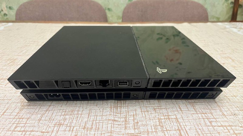 Игровая приставка PS4 fat, геймпад, игра Just Dance 3