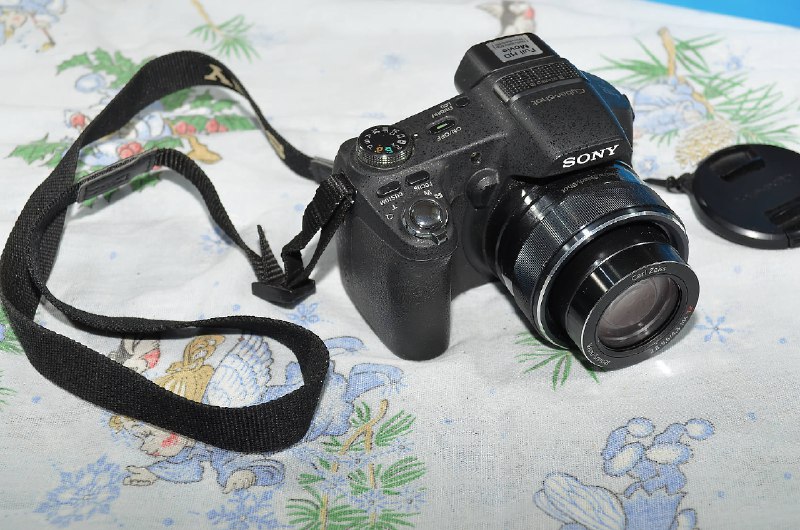 Фотокамера, запасные аккумуляторы 5