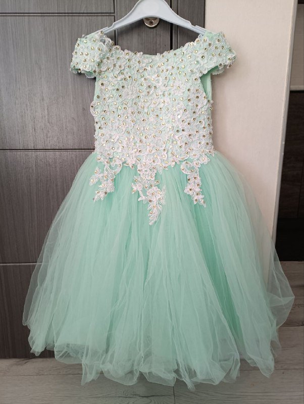 Платье для девочки с фатином