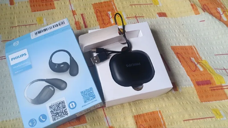 Беспроводные наушники Philips 1