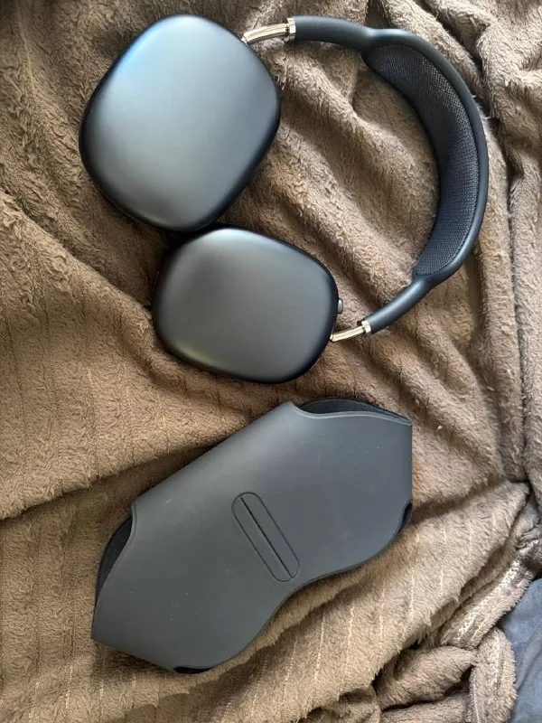 AirPods Max