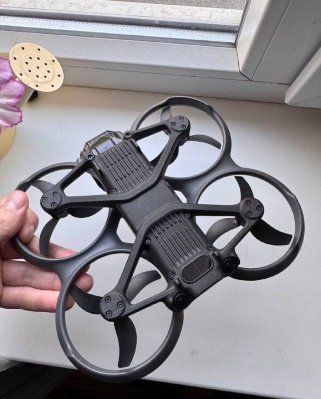 Dji Avata 2 drone, like new, selling cheaper 3