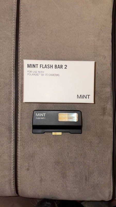 Polaroid SX-70 Alpha 1, Mint Flash Bar 2, Polaroid SX-70 Film 2