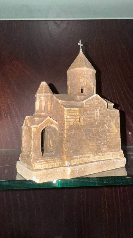 Подсвечники храмы Армении 2