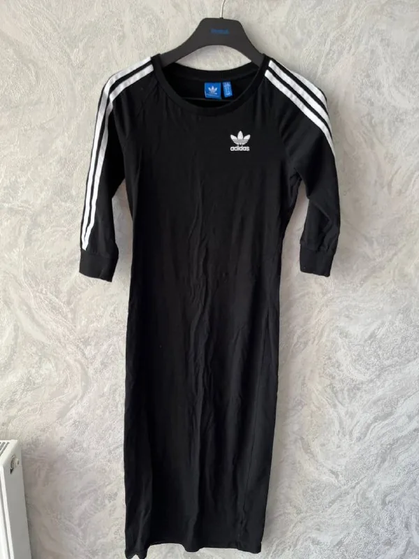 Платье Adidas 1