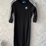 Платье Adidas 1