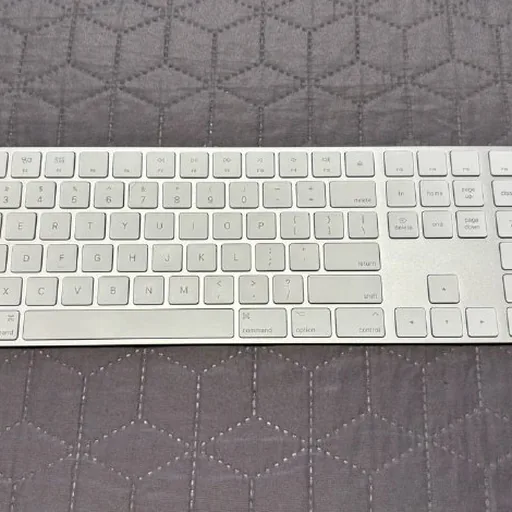 Apple Magic Keyboard