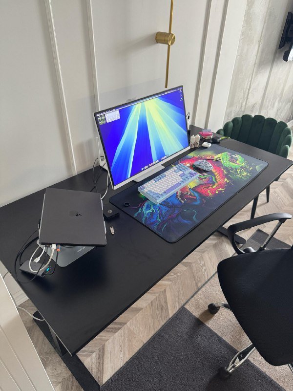 Монитор MSI MAG 274QRFW 2K 180HZ, подставка UGREEN, стол JYSK STAUNING 6