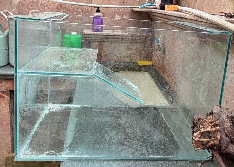 Аквариум для черепахы стеклянный 40x35x60 см
