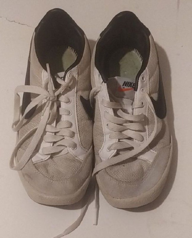 тетрадь Спайдер, рюкзак, босоножки Prada, босоножки Zara, кроссовки спорт и Nike 5