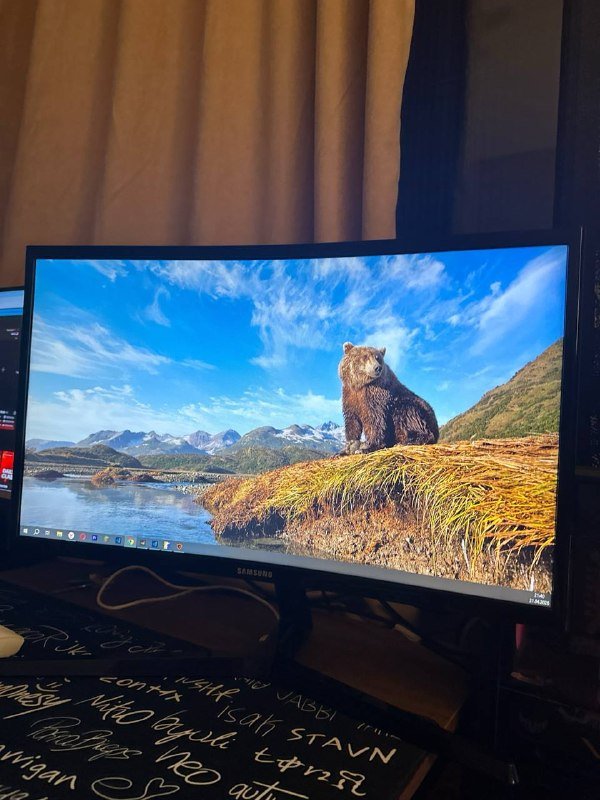 Монитор Samsung