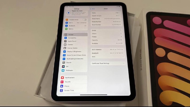 iPad Mini 6 in perfect condition 2